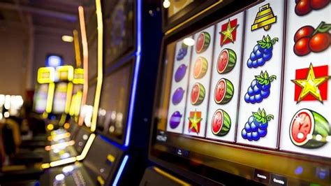 sloturi Sloturi Indiferent cum le numim – păcănele, jocuri ca la aparate, sloturi, bandiți cu o mână – acestea sunt cele mai populare online casino jocuri nu numai în România